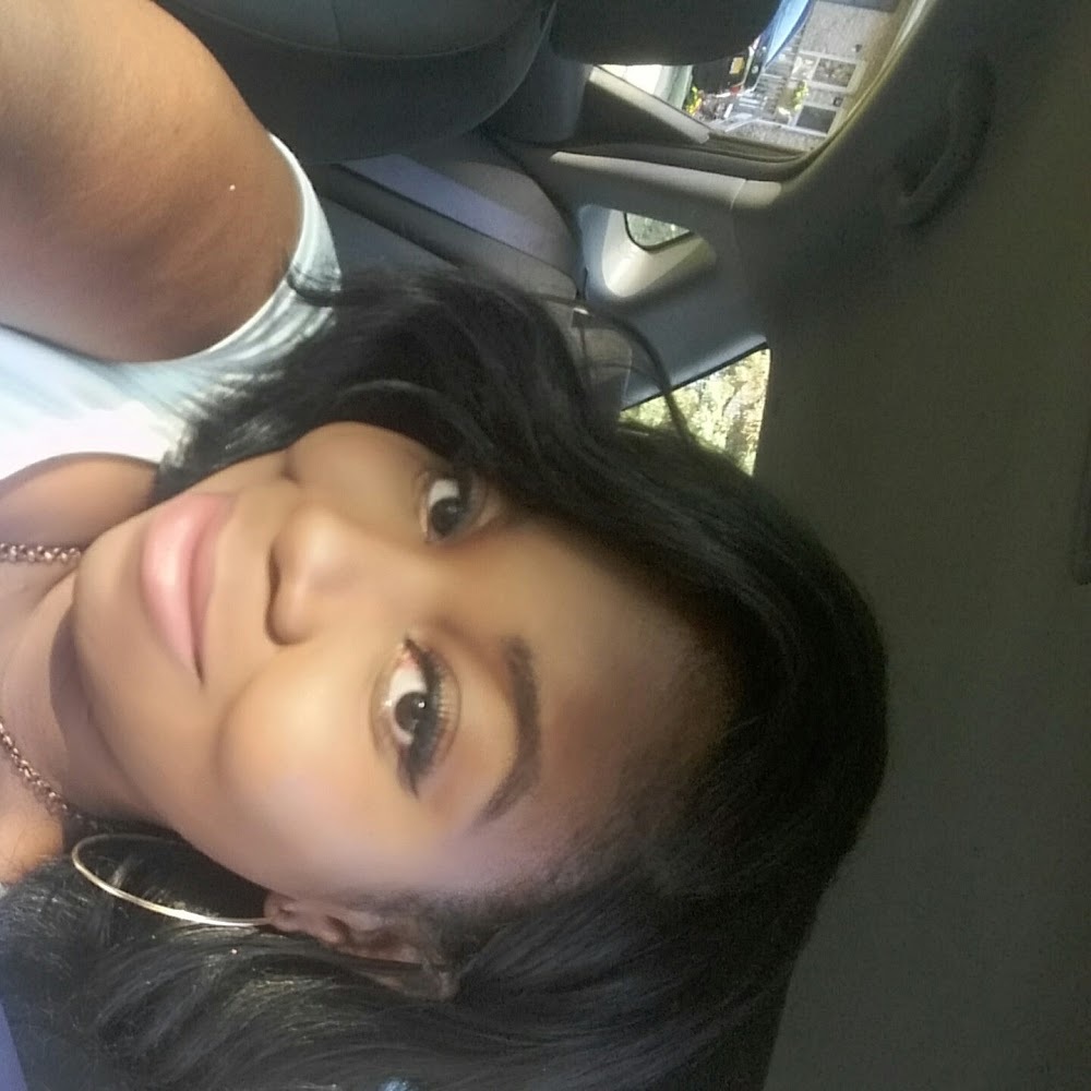 Meet your Posher, Jenai